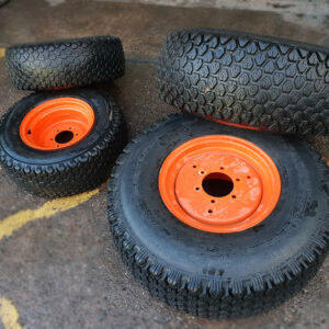 Kubota L4600D Turf Tyres